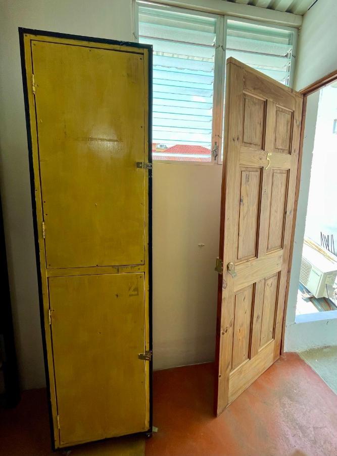 Hostal Inn 2 ฟลอเรส ภายนอก รูปภาพ